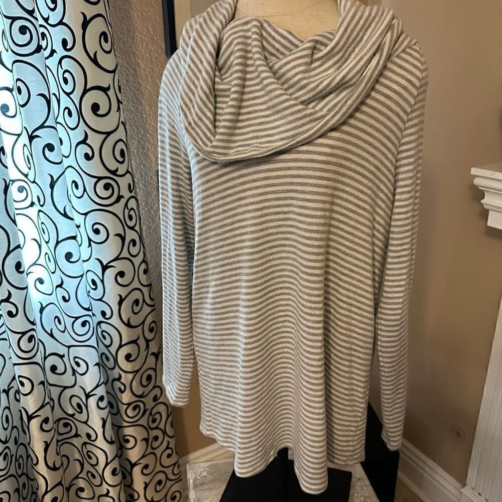 Soft surroundings striped cowlneck sweater shirt small